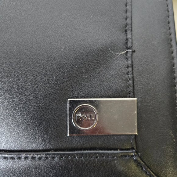 Official Dell Laptop Case - Picture 2 of 8